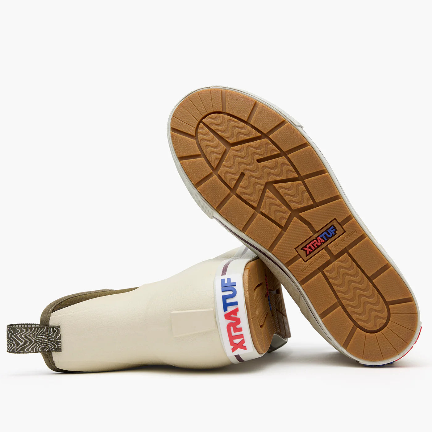 Xtratuf Women's Camp Fleece Lined Ankle Deck Boot XWADBC10